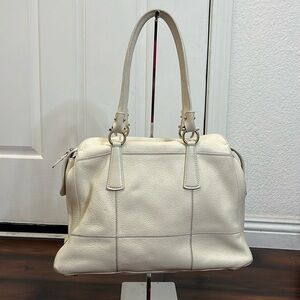 Authentic Salvatore Ferragamo Tote Satchel Shoulder Bag Ivory Zipper Old Money